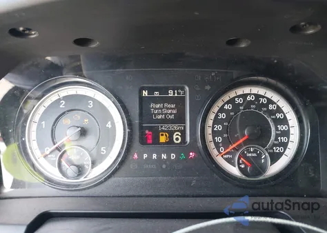 2018 Ram 2500 Lone Star 4X4 6'4 Box из США, поврежденный, VIN 3C6UR5ML2JG368807